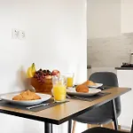 Schoene In I Private Parkplaetze Mit Ladesaeulen I Home2share Daire