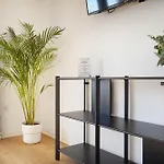 Schoene In I Private Parkplaetze Mit Ladesaeulen I Home2share *