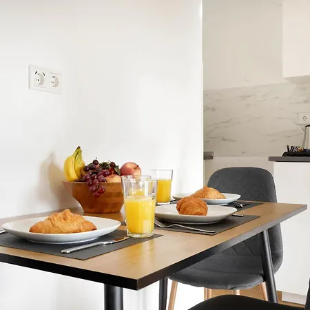 Schoene In I Private Parkplaetze Mit Ladesaeulen I Home2share Daire