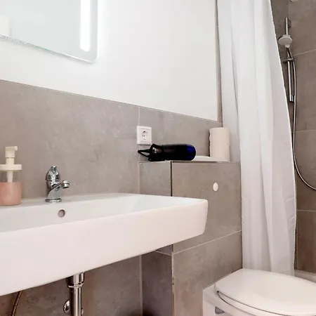 Schoene In I Private Parkplaetze Mit Ladesaeulen I Home2share Daire Bad Rothenfelde