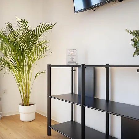 Schoene In I Private Parkplaetze Mit Ladesaeulen I Home2share *