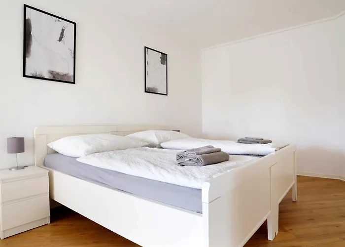 Schoene In I Private Parkplaetze Mit Ladesaeulen I Home2share * Бад-Ротенфельде