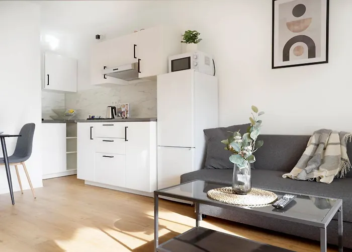 Schoene In I Private Parkplaetze Mit Ladesaeulen I Home2share *
