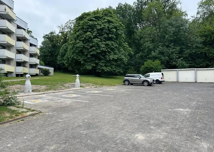 Schoene In I Private Parkplaetze Mit Ladesaeulen I Home2share